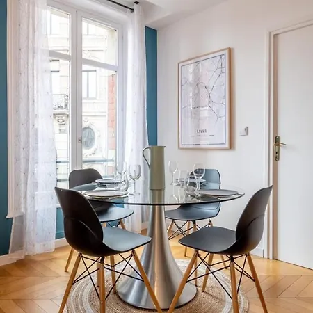 Vieux - Center Apartment! *