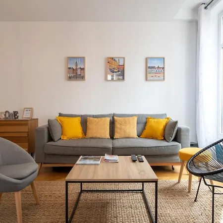 Vieux - Center Apartment!