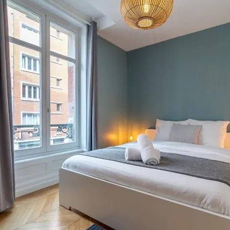 Vieux - Center Apartment! *