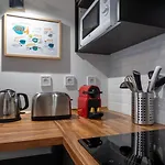 شقة Vieux - Center Apartment! *