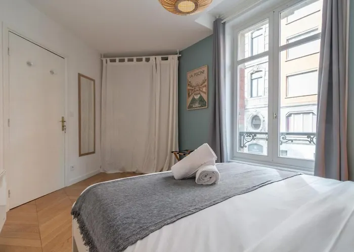 Vieux - Center Apartment! Appartamento